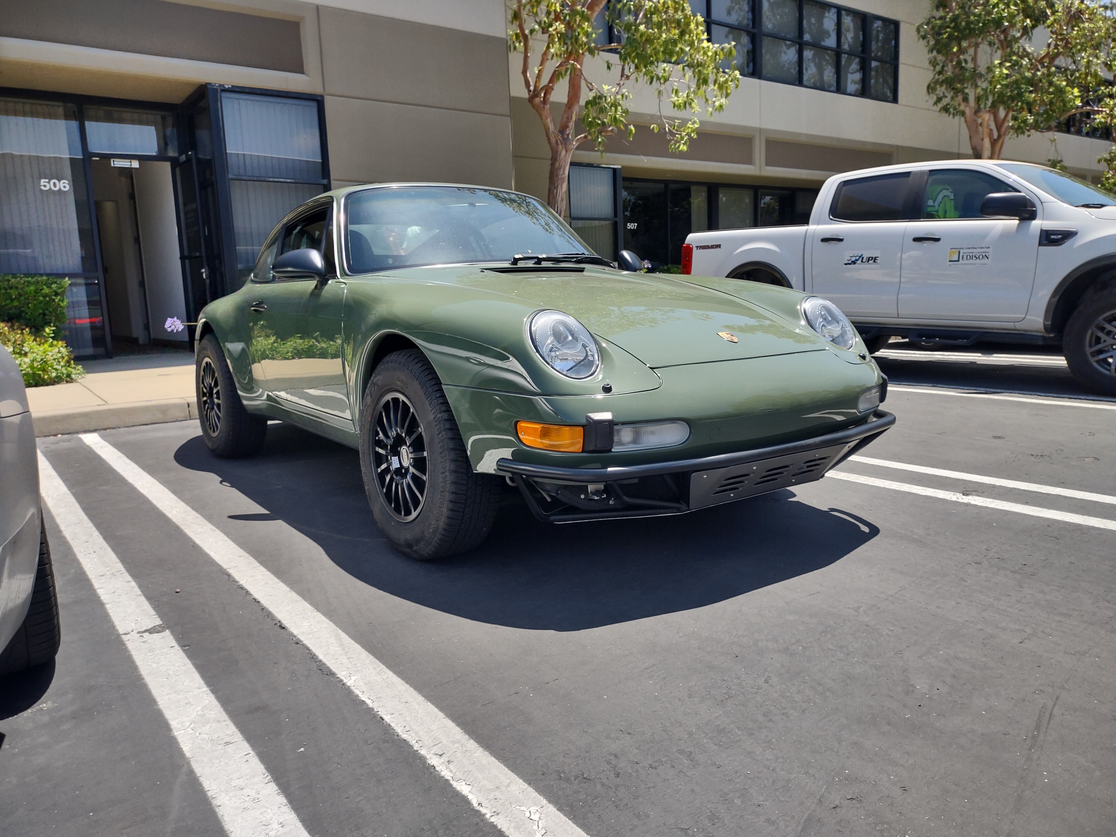 Porsche 993 Carrera Off-Road Rally